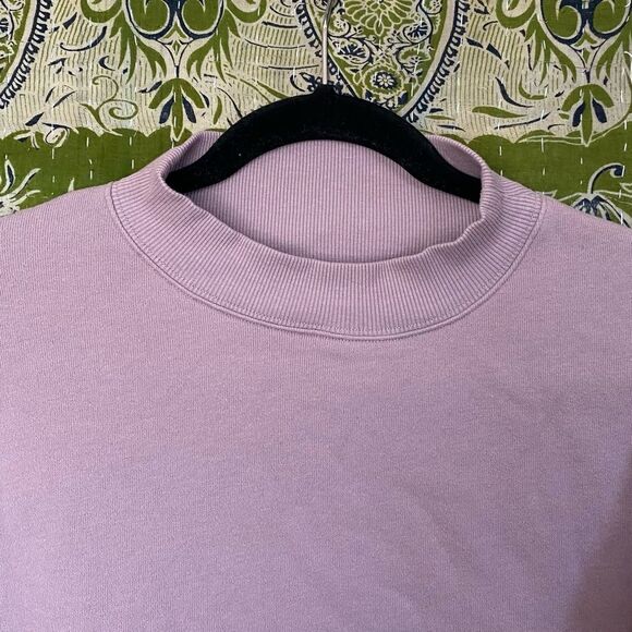 ALO Yoga Lilac Freestyle Fleece Mock Neck Sweatshirt Size Medium - Picture 8 of 16